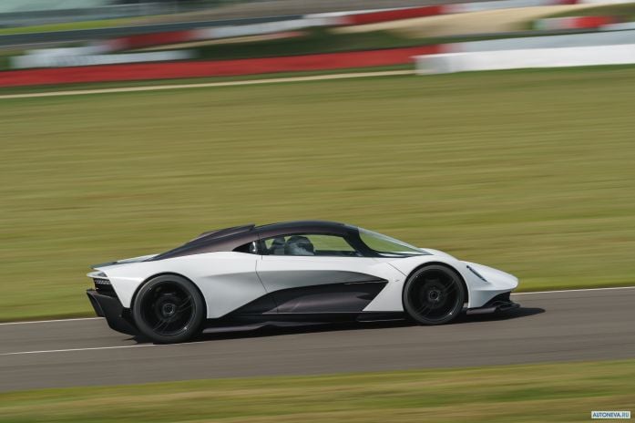 2020 Aston Martin Valhalla - фотография 4 из 6
