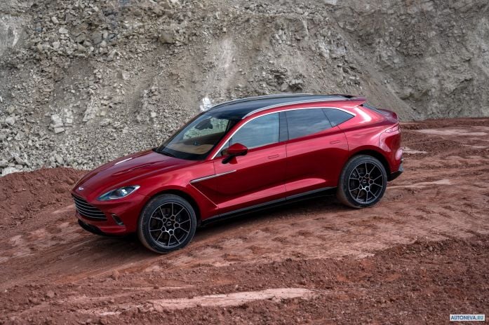 2021 Aston Martin DBX - фотография 10 из 32