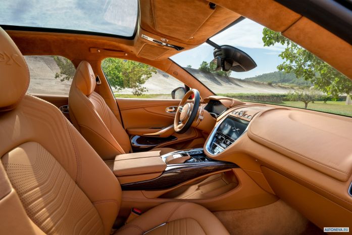 2021 Aston Martin DBX - фотография 24 из 32 2021 Aston Martin DBX - фотография 24 из 32