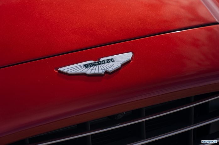 2021 Aston Martin DBX - фотография 28 из 32 2021 Aston Martin DBX - фотография 28 из 32