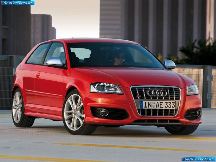 2009 Audi S3 - фотография 1 из 16