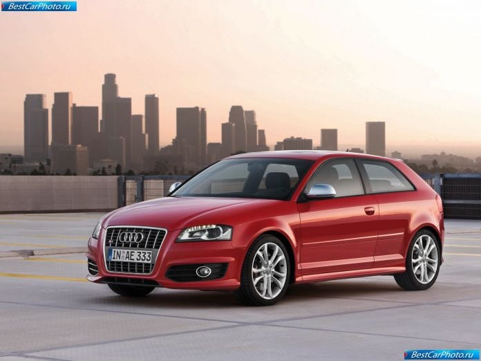 2009 Audi S3 - фотография 2 из 16