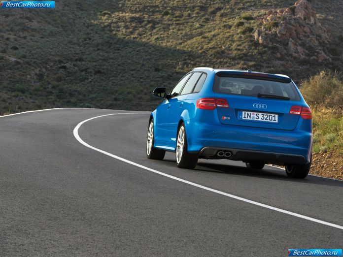 2009 Audi S3 Sportback - фотография 13 из 22