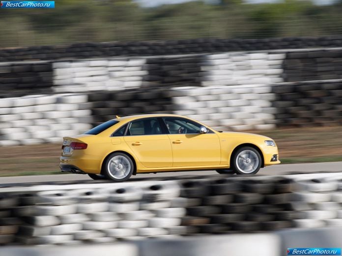 2009 Audi S4 - фотография 32 из 49