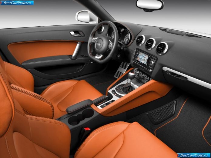 2009 Audi TTS Roadster - фотография 10 из 12