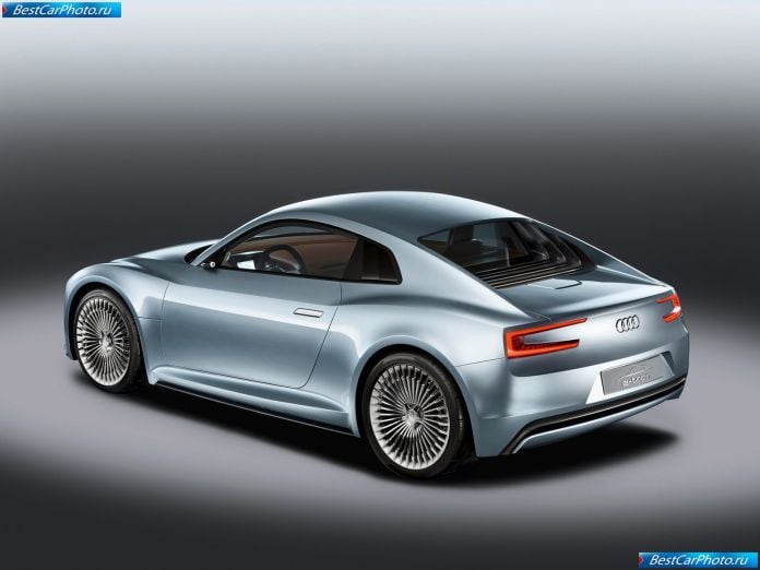 2010 Audi E-tron Concept - фотография 9 из 32