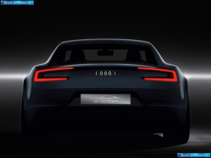 2010 Audi E-tron Concept - фотография 14 из 32
