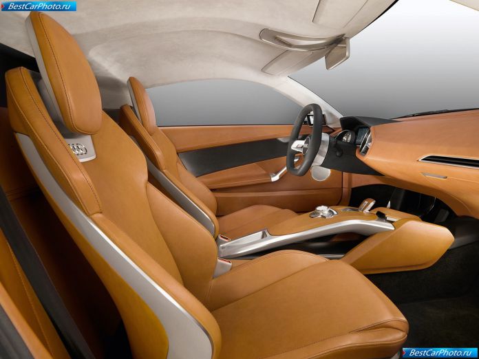 2010 Audi E-tron Concept - фотография 17 из 32