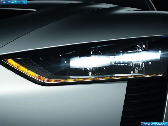 2010 Audi Quattro Concept - фотография 35 из 49