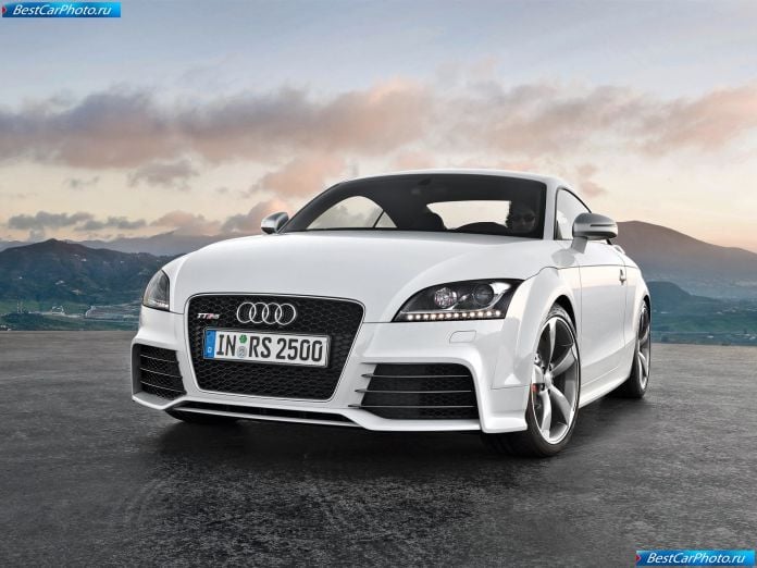 2010 Audi Tt Rs - фотография 4 из 48