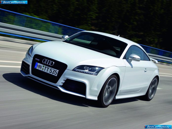 2010 Audi Tt Rs - фотография 9 из 48