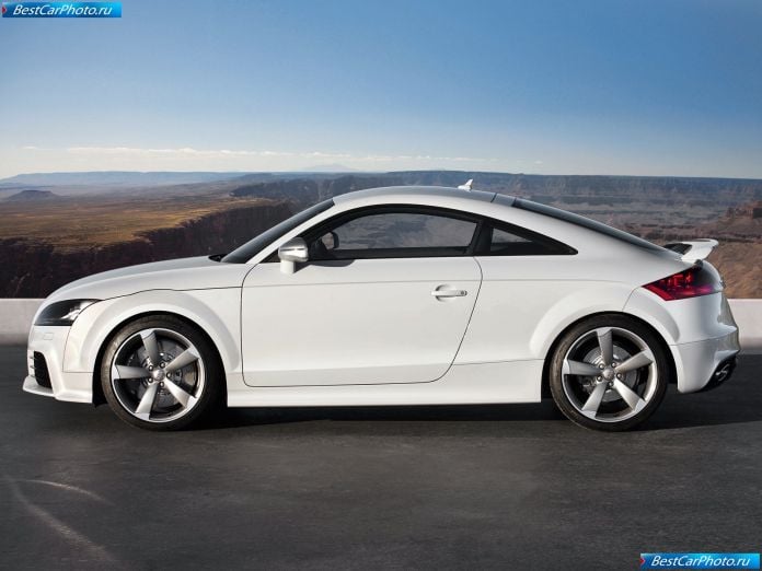 2010 Audi Tt Rs - фотография 18 из 48