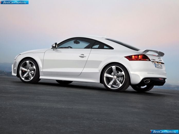 2010 Audi Tt Rs - фотография 21 из 48