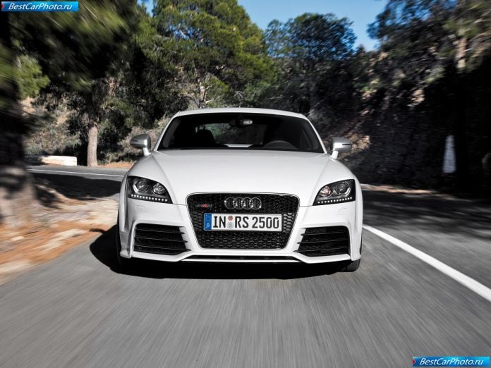 2010 Audi Tt Rs - фотография 27 из 48