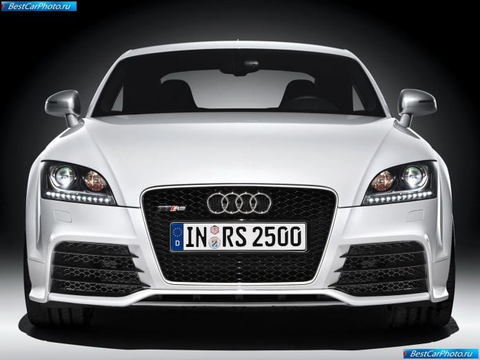 2010 Audi Tt Rs - фотография 37 из 48