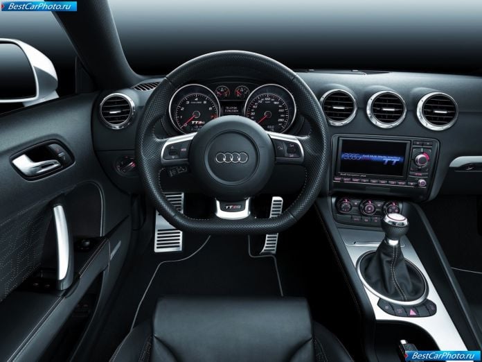 2010 Audi Tt Rs - фотография 38 из 48