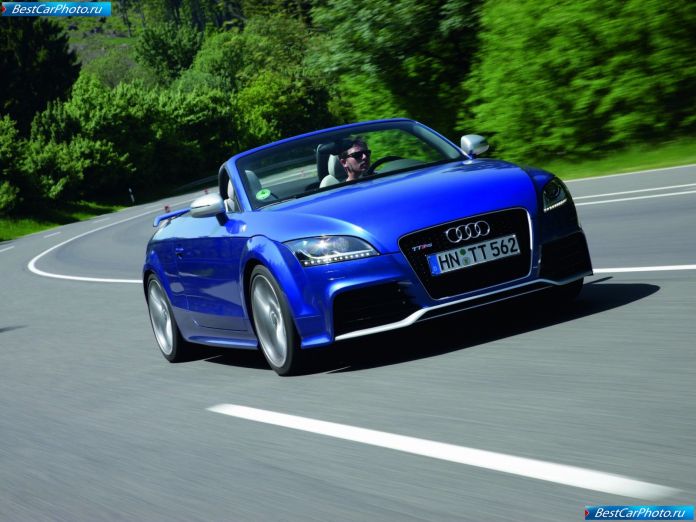 2010 Audi Tt Rs Roadster - фотография 16 из 39