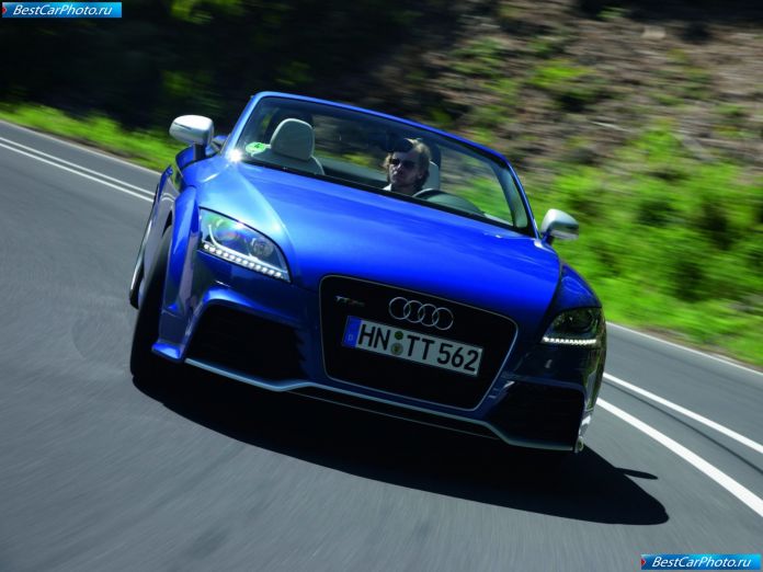 2010 Audi Tt Rs Roadster - фотография 18 из 39