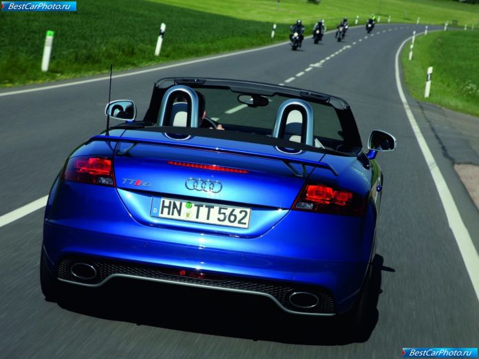 2010 Audi Tt Rs Roadster - фотография 23 из 39