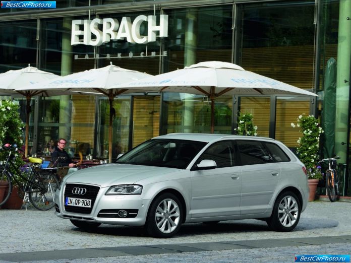 2011 Audi A3 Sportback - фотография 13 из 40