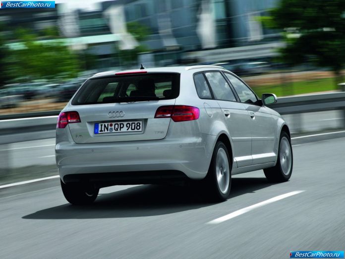 2011 Audi A3 Sportback - фотография 14 из 40