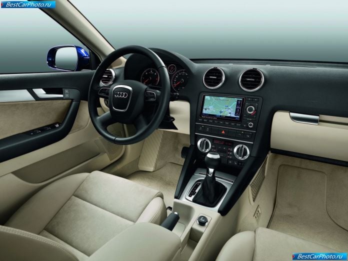 2011 Audi A3 Sportback - фотография 30 из 40