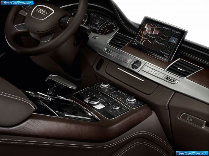 2011 Audi A8 - фотография 101 из 222