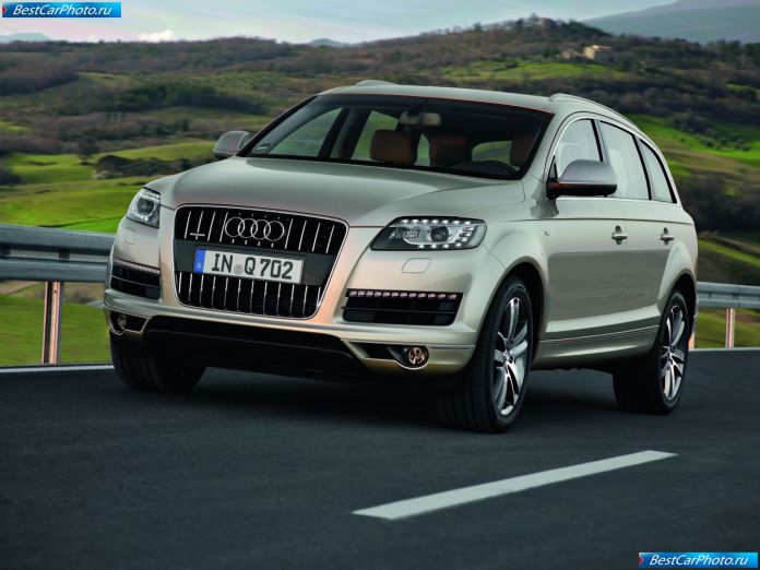 2011 Audi Q7 - фотография 2 из 44