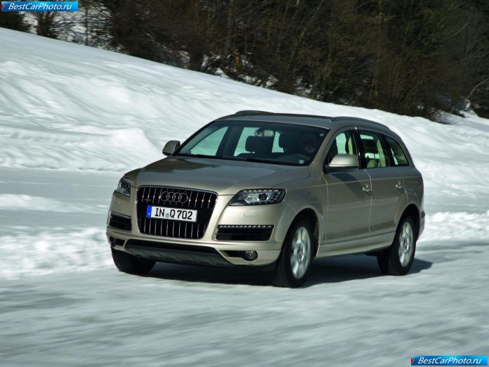 2011 Audi Q7 - фотография 21 из 44