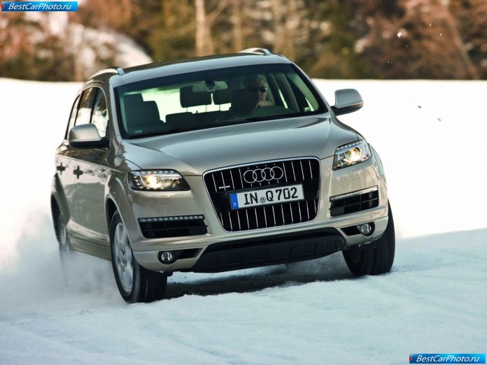 2011 Audi Q7 - фотография 22 из 44