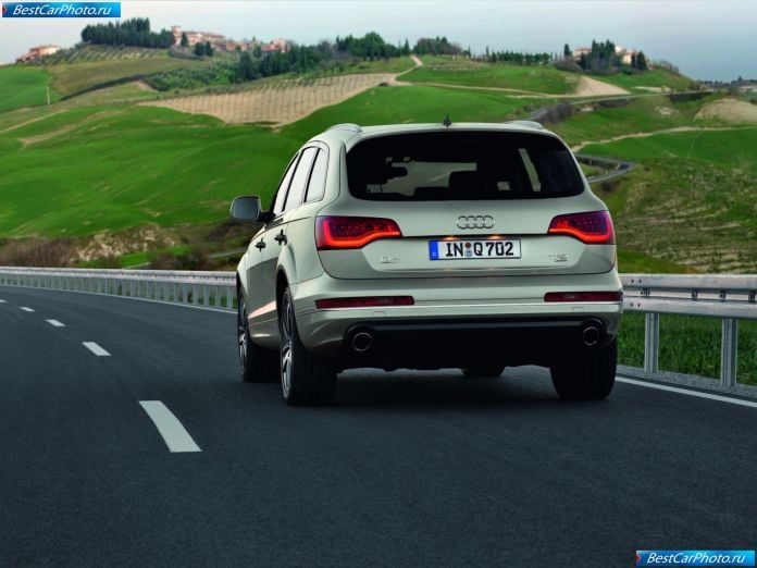 2011 Audi Q7 - фотография 30 из 44