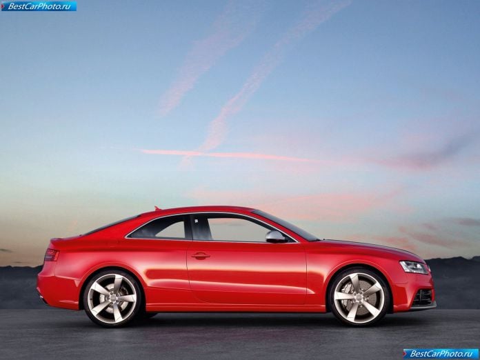 2011 Audi Rs5 - фотография 34 из 103