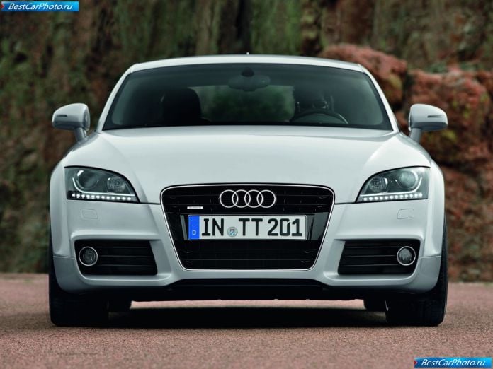 2011 Audi Tt Coupe - фотография 13 из 24