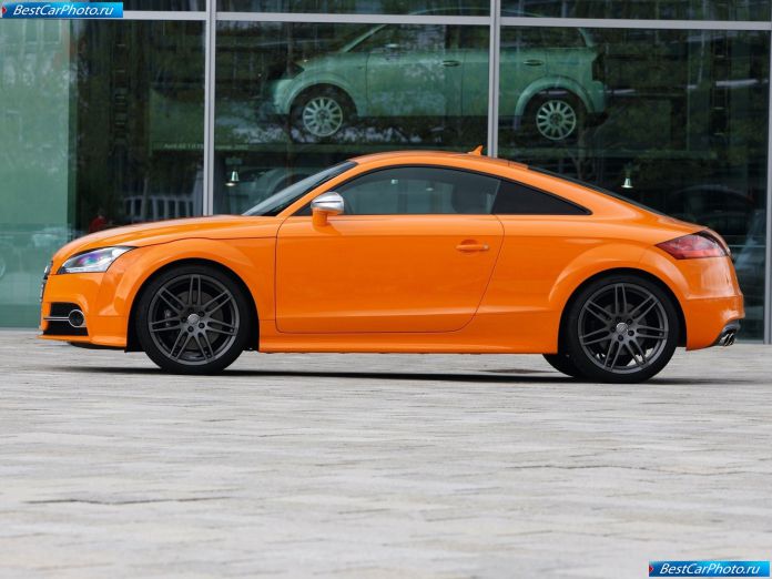 2011 Audi Tts Coupe - фотография 14 из 42
