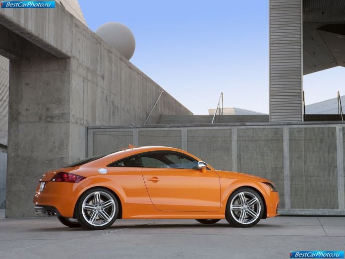 2011 Audi Tts Coupe - фотография 16 из 42
