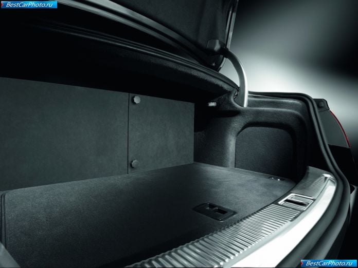 2012 Audi A8 L Security - фотография 17 из 21