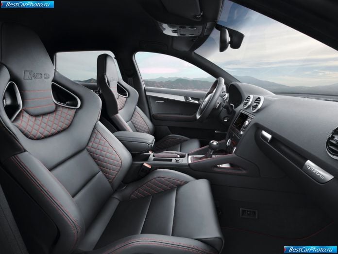 2012 Audi Rs3 Sportback - фотография 39 из 65