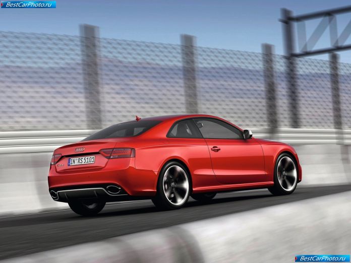 2012 Audi Rs5 - фотография 15 из 29