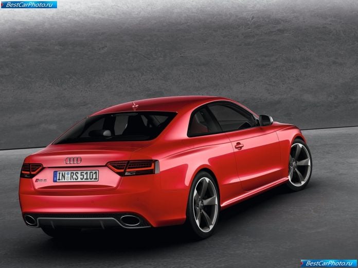 2012 Audi Rs5 - фотография 17 из 29