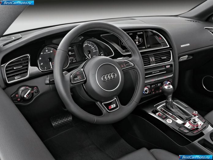 2012 Audi S5 - фотография 26 из 34