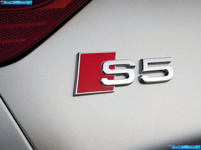 2012 Audi S5 - фотография 31 из 34