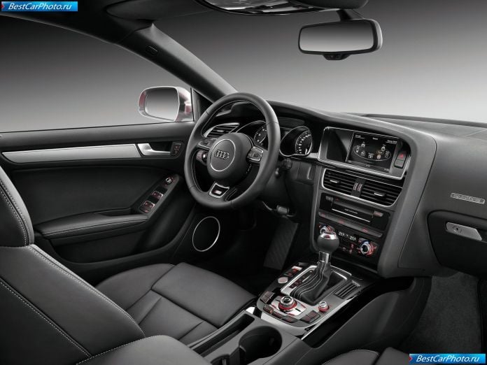 2012 Audi S5 Sportback - фотография 14 из 24