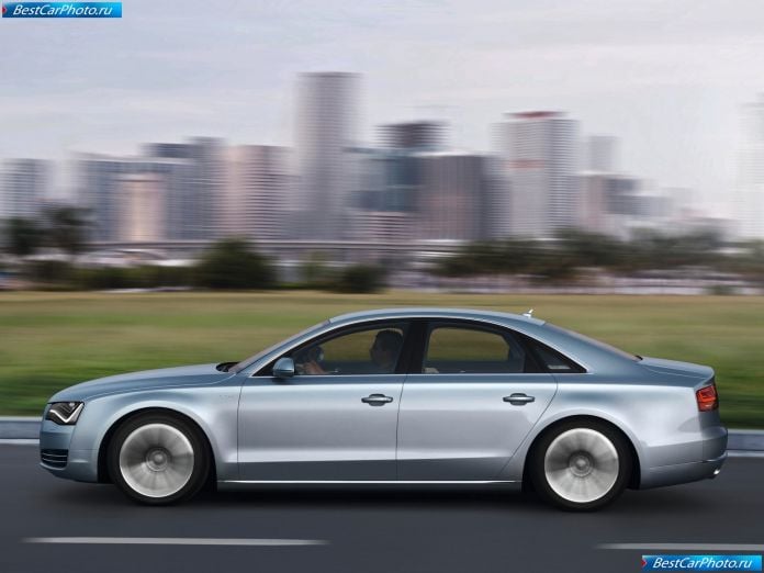 2013 Audi A8 Hybrid - фотография 8 из 52