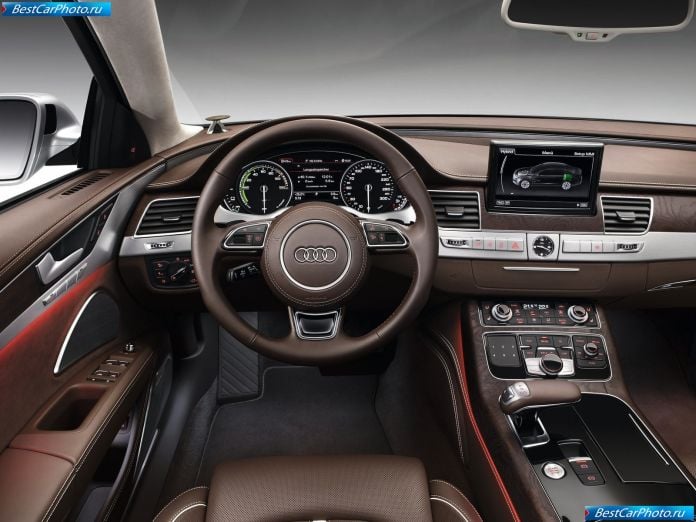 2013 Audi A8 Hybrid - фотография 30 из 52