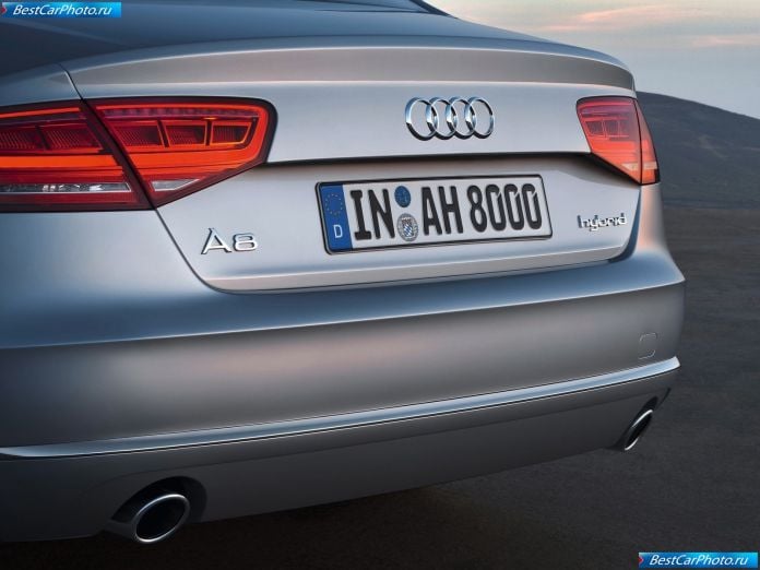 2013 Audi A8 Hybrid - фотография 44 из 52