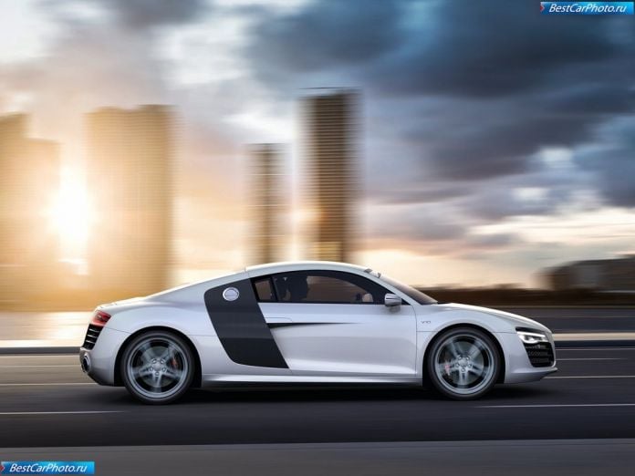 2013 Audi R8 V10 - фотография 2 из 5