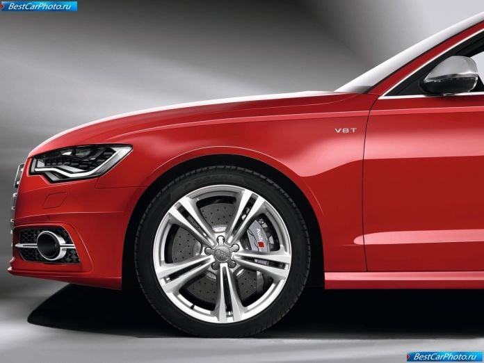 2013 Audi S6 - фотография 27 из 33