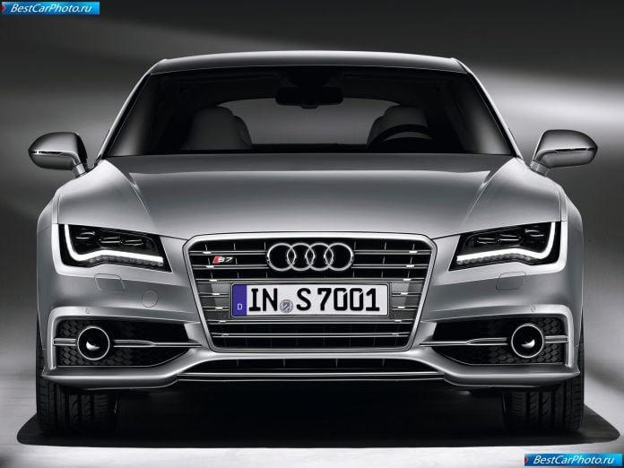 2013 Audi S7 Sportback - фотография 30 из 46
