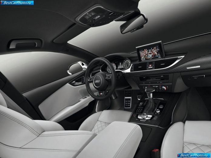 2013 Audi S7 Sportback - фотография 33 из 46