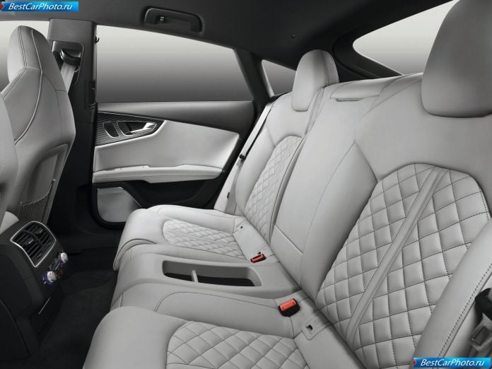 2013 Audi S7 Sportback - фотография 34 из 46